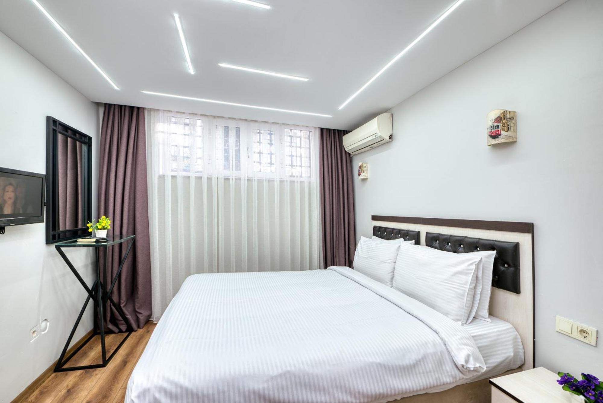 Bright Apart Hotel Istanboel Buitenkant foto